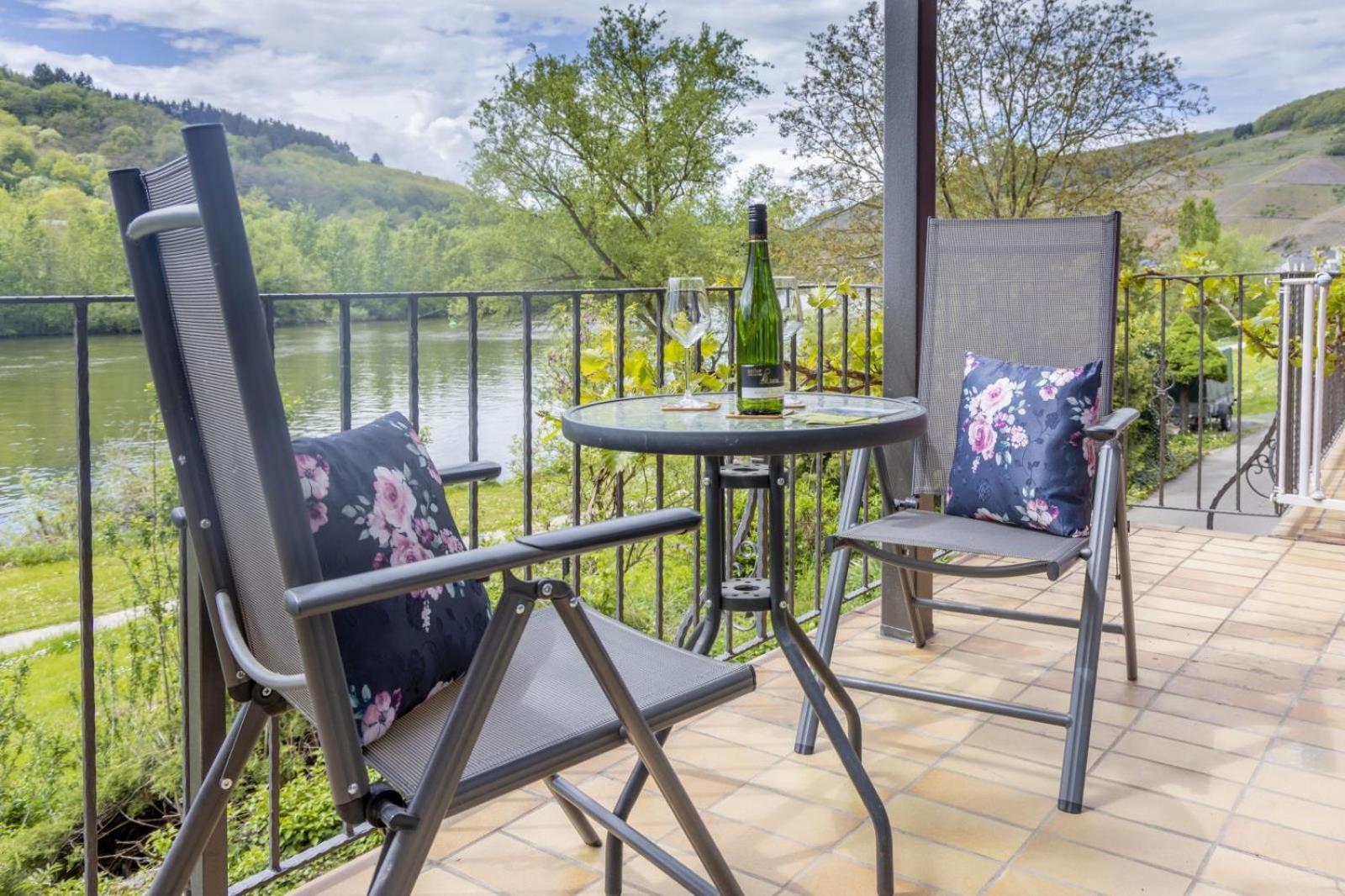 Ferienhaus Moselherz Merl ภายนอก รูปภาพ
