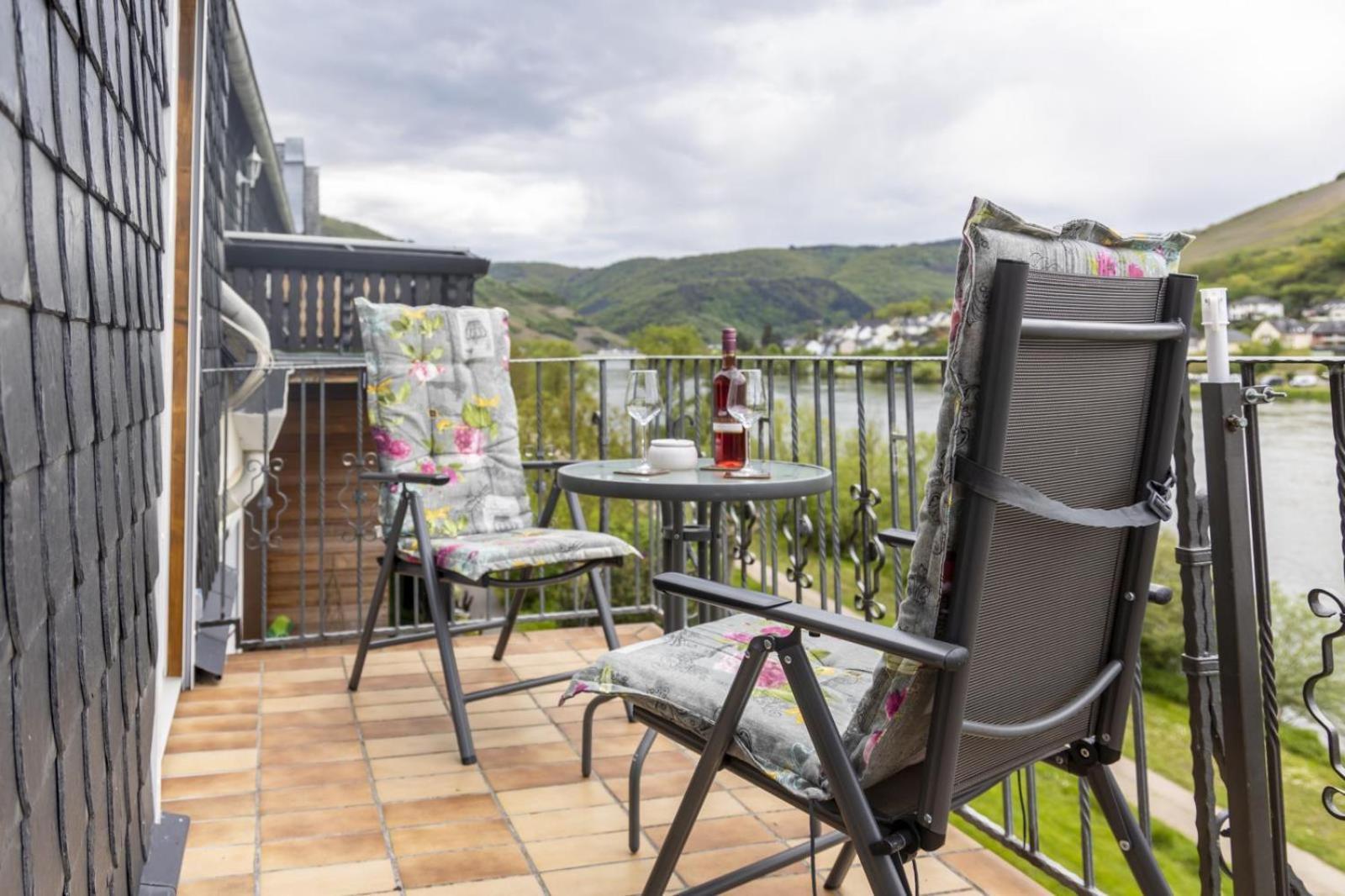 Ferienhaus Moselherz Merl ภายนอก รูปภาพ
